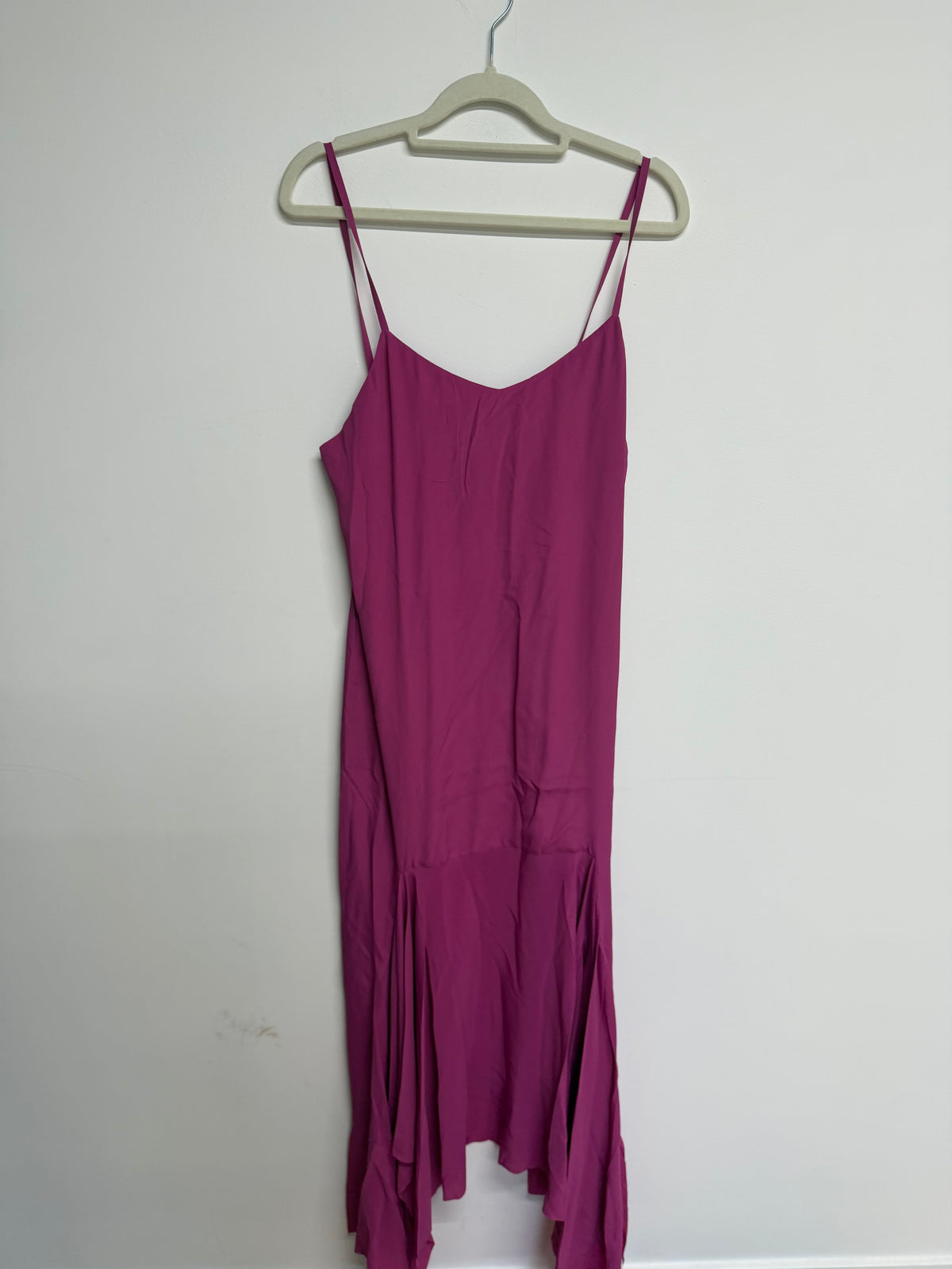 Preloved BNWT Solace London Dress Size 6 / 8 Pink