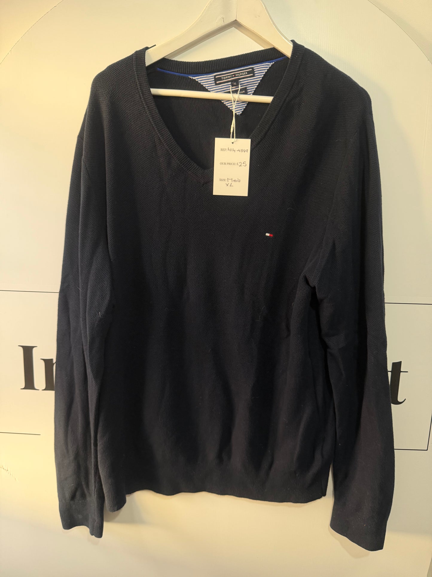 Navy Tommy Hilfiger Men’s Sweater, Size XL