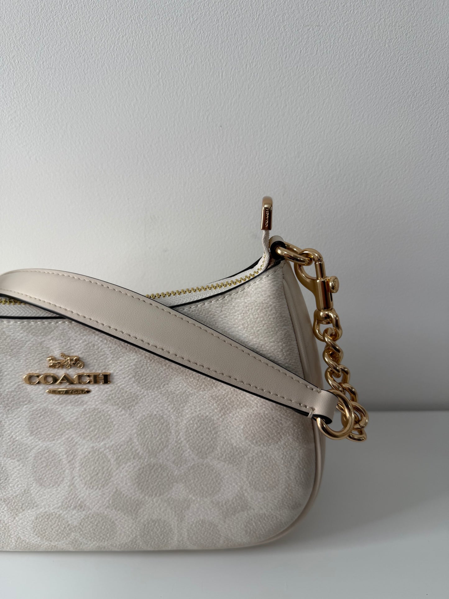 Pre-owned, Cream Coach Shoulder Bag, 2 Straps