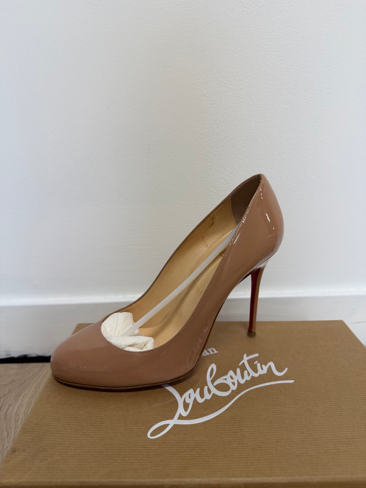 Preloved Christian Louboutin Shoes Size 38.5/39 (5.5/6) Beige Nude