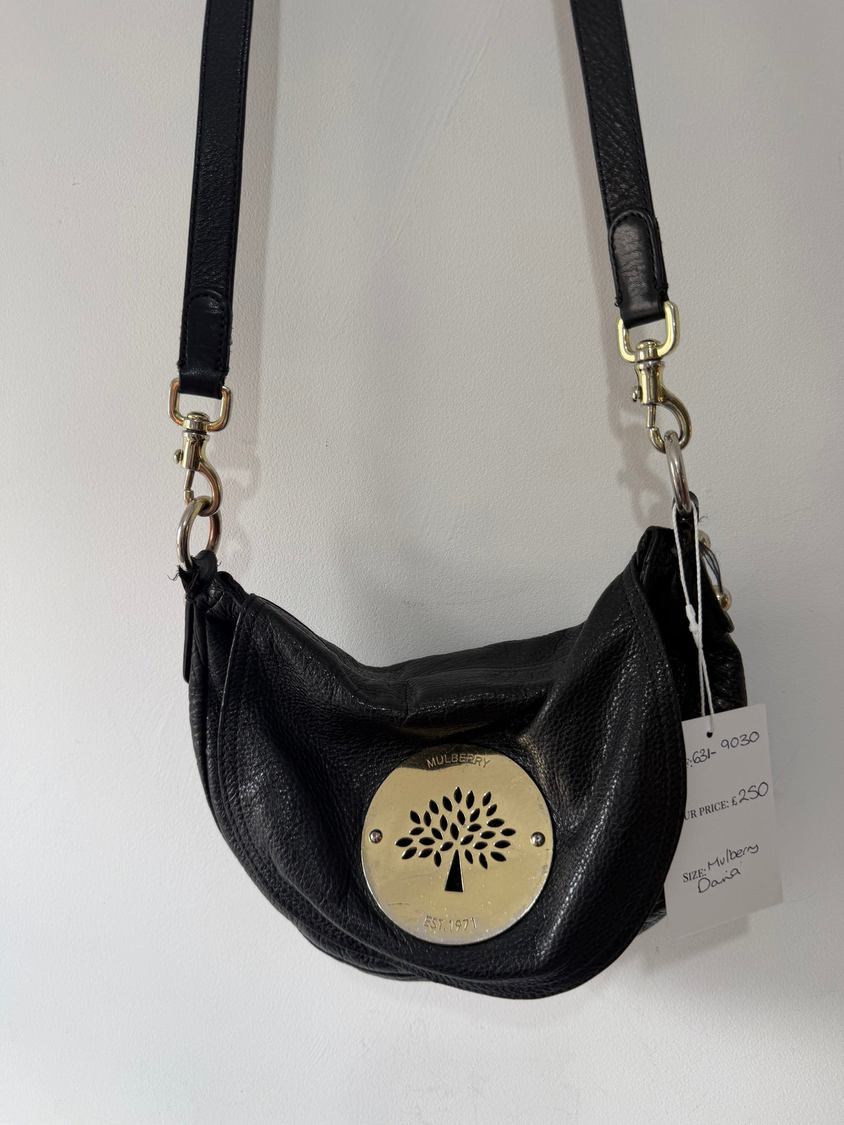 Preloved, Black with Gold Hardware Mulberry Daria Crossbody Bag, Small