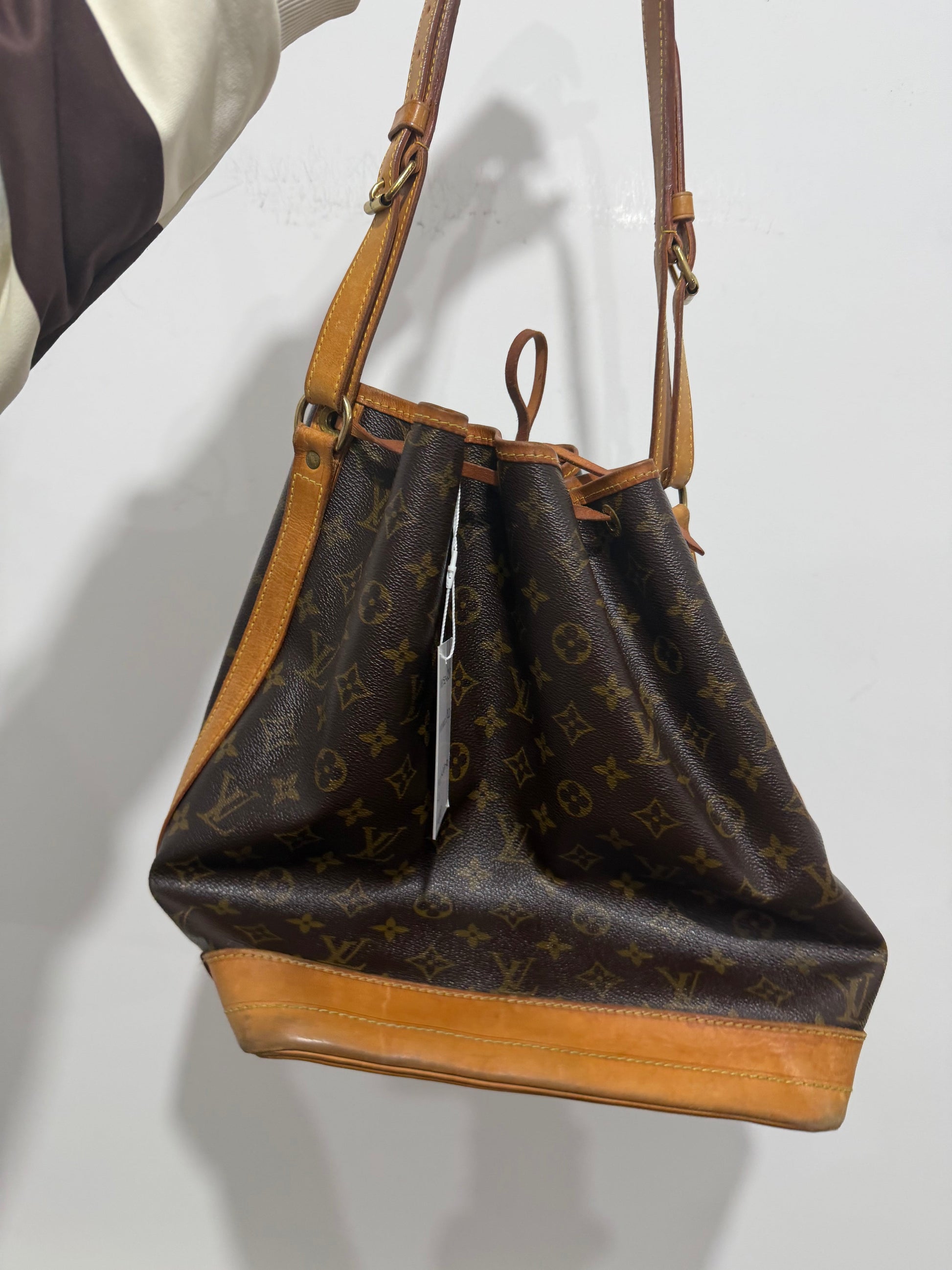 Preloved Monogram Louis Vuitton NeoNeo Bag