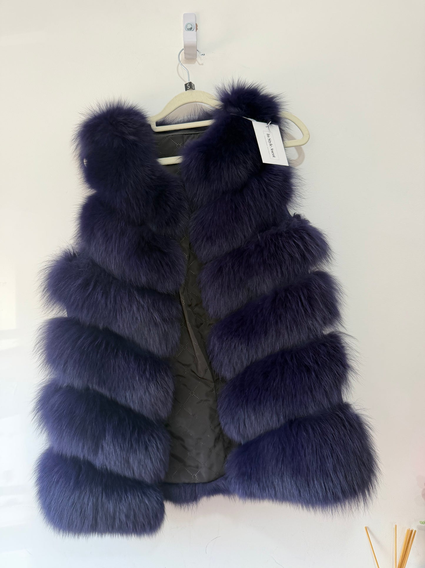 Preloved Navy Real Fur Fox Fur Gilet, Size 8-10