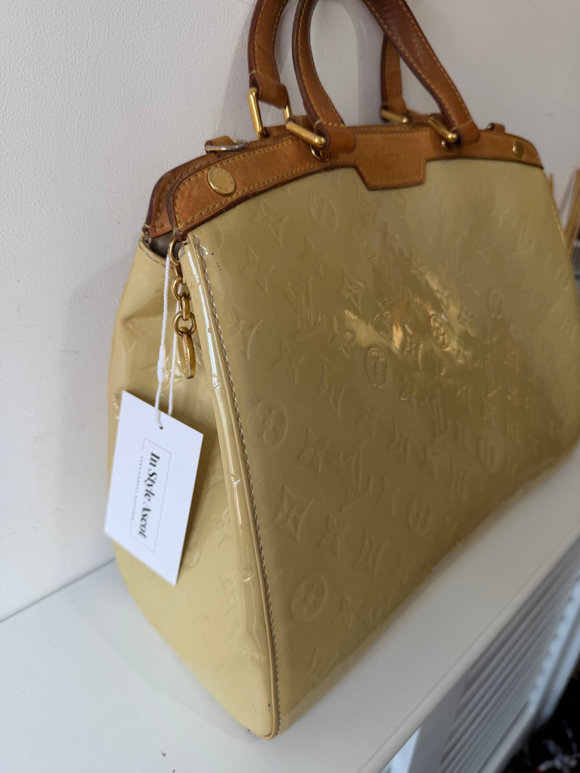 Preloved Vernis Louis Vuitton Bag