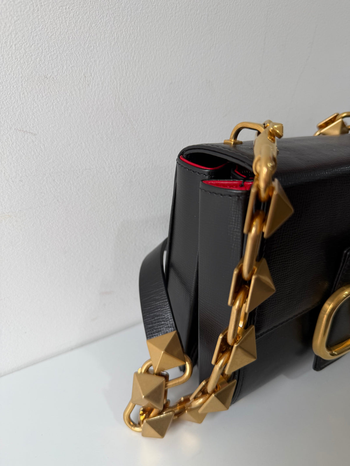 Preloved Black Valentino Handbag