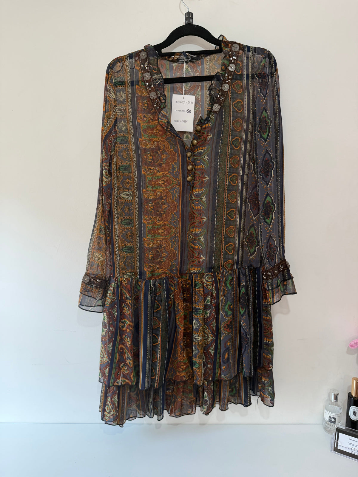 Preloved Brown Pena house Dress, Size Large