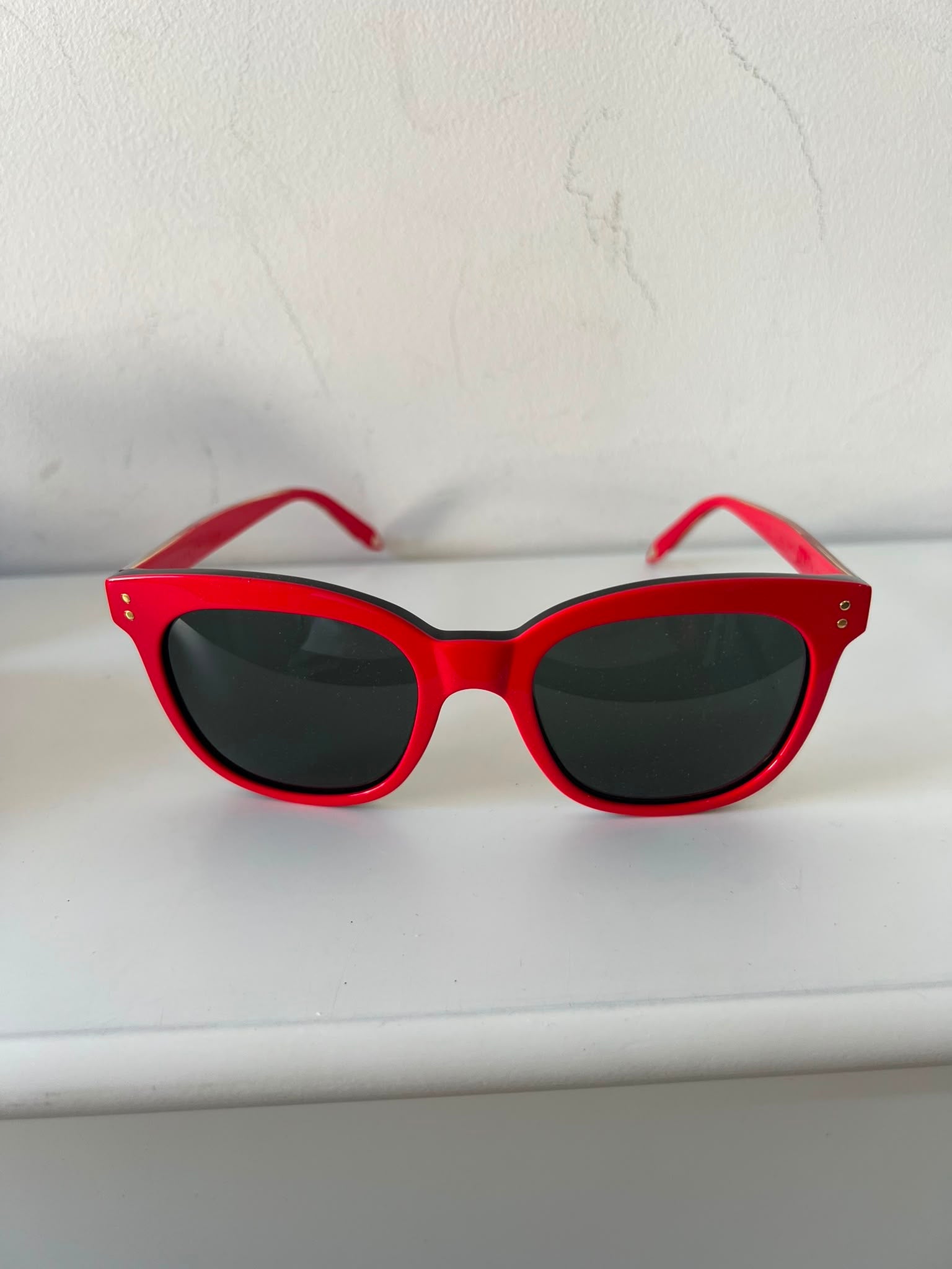 Preloved Red Victoria Beckham Sunglasses