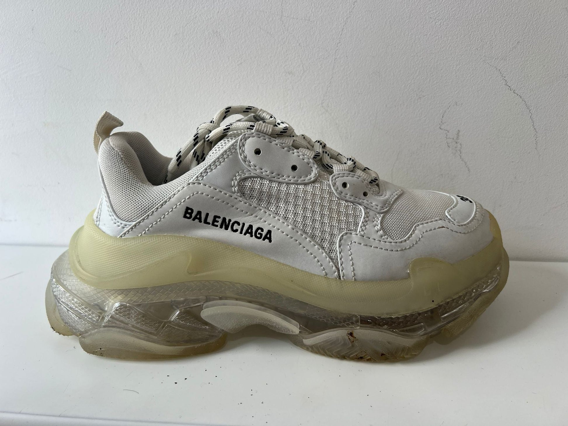Preloved, White with Distinctive Clear Sole  Balenciaga Balenciaga Triple S Sneakers Trainers, Size 38 - UK 5