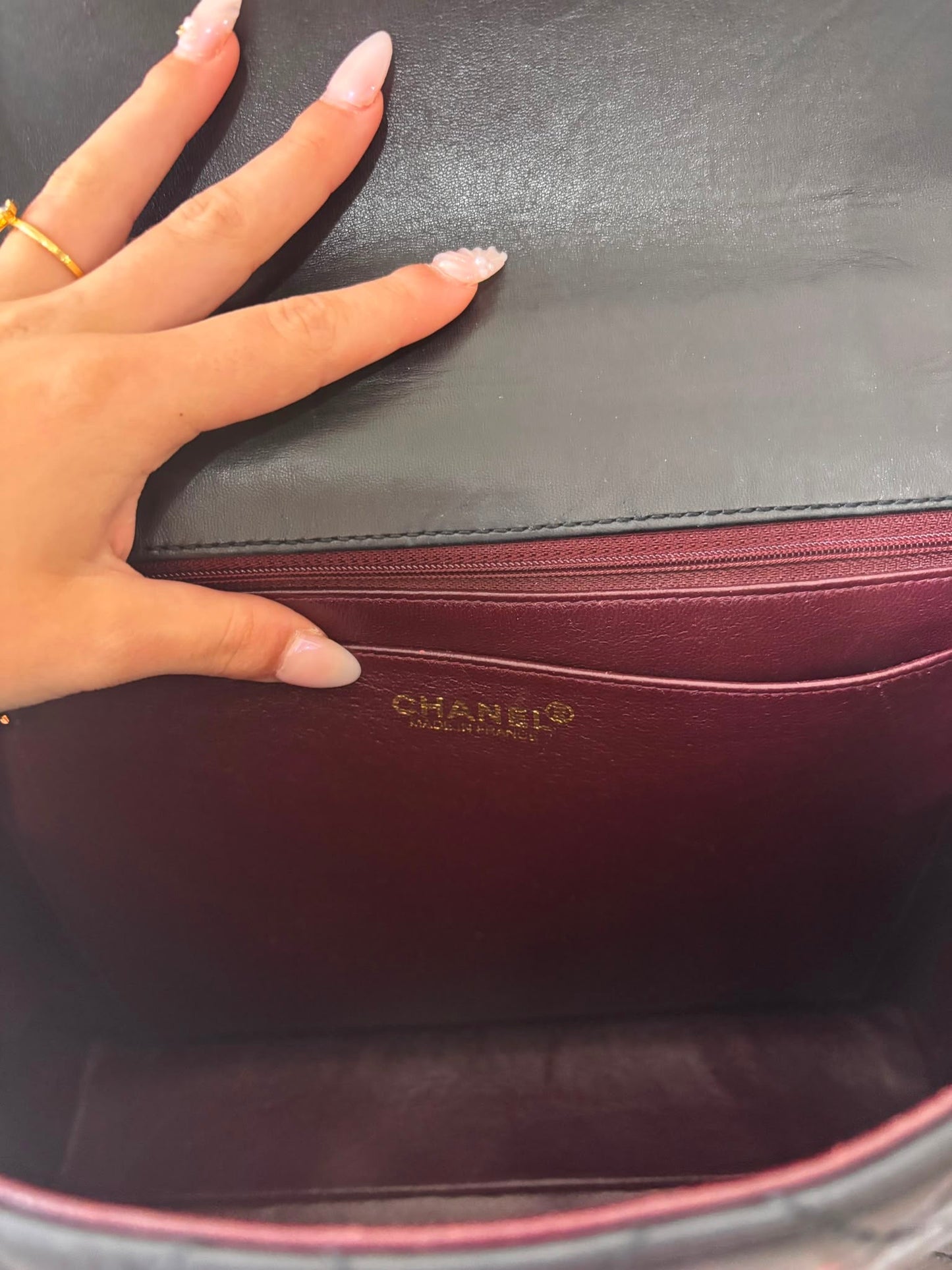 Preowned, Black Lambskin Leather with traditional Gold Hardware Chanel Kelly Bag Handbag, Large