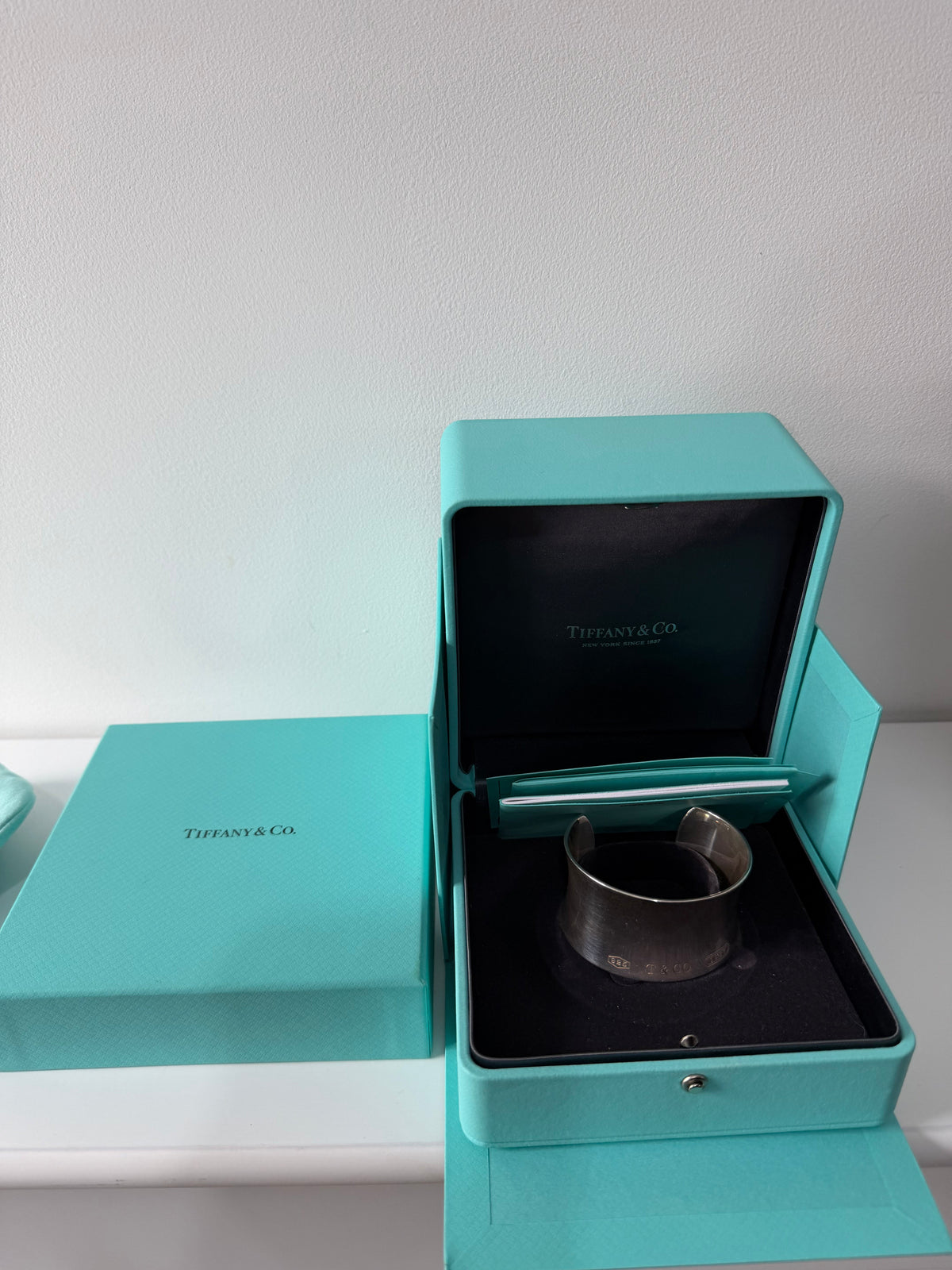 Preloved, Silver Tiffany & Co Bangle Cuff Bracelet, Full Set