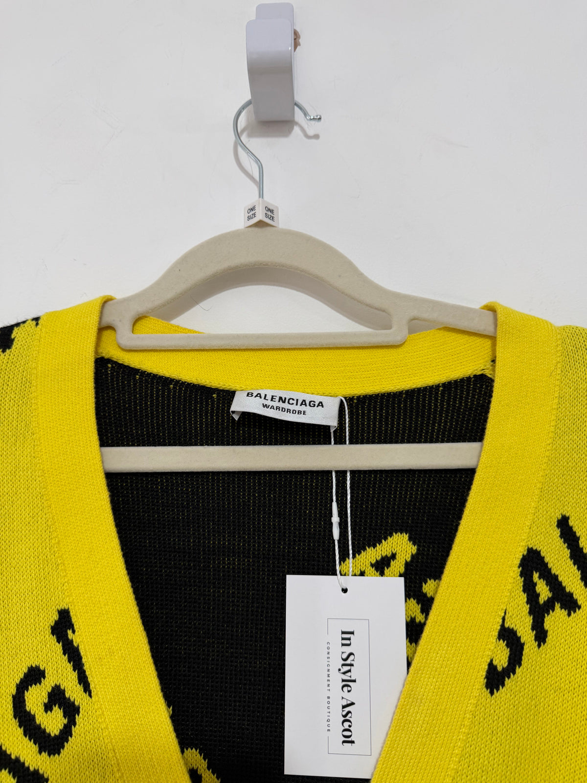 Preloved, Yellow Balenciaga Oversized Cardigan, Logo Intarsia-Knit Cardigan - Yellow, Size XS