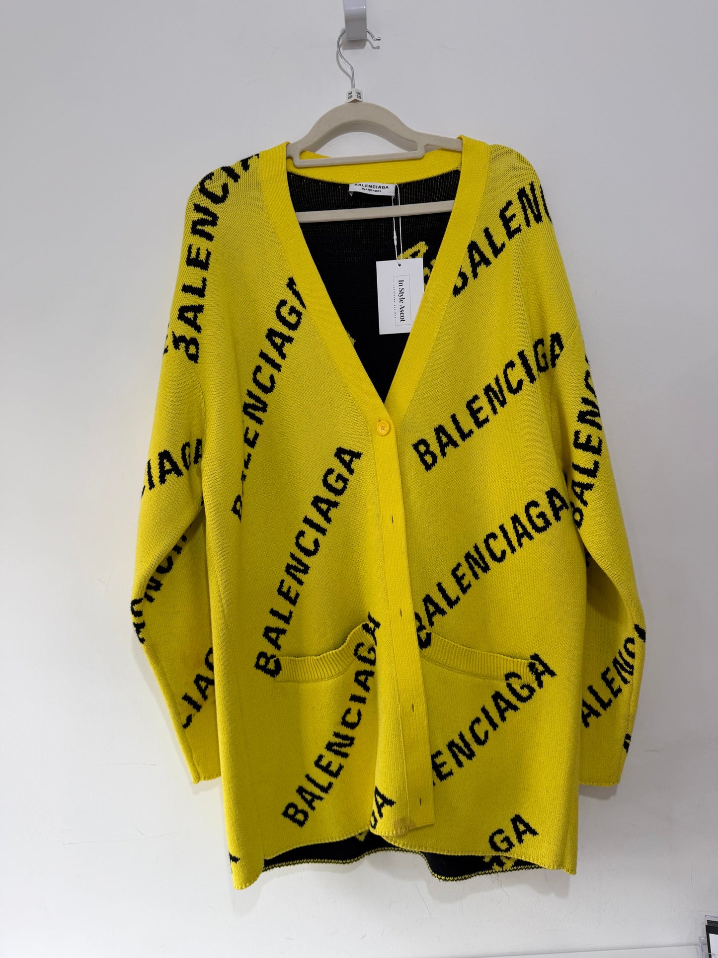Preloved, Yellow Balenciaga Oversized Cardigan, Logo Intarsia-Knit Cardigan - Yellow, Size XS
