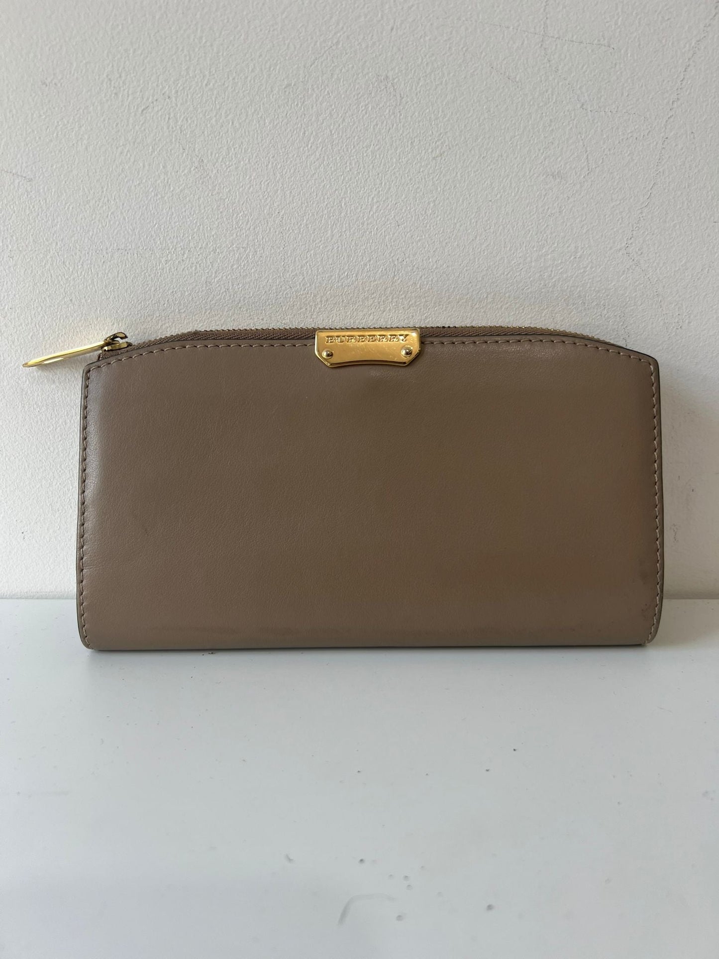 Pre loved Brown Mink Burberry Purse, Size S