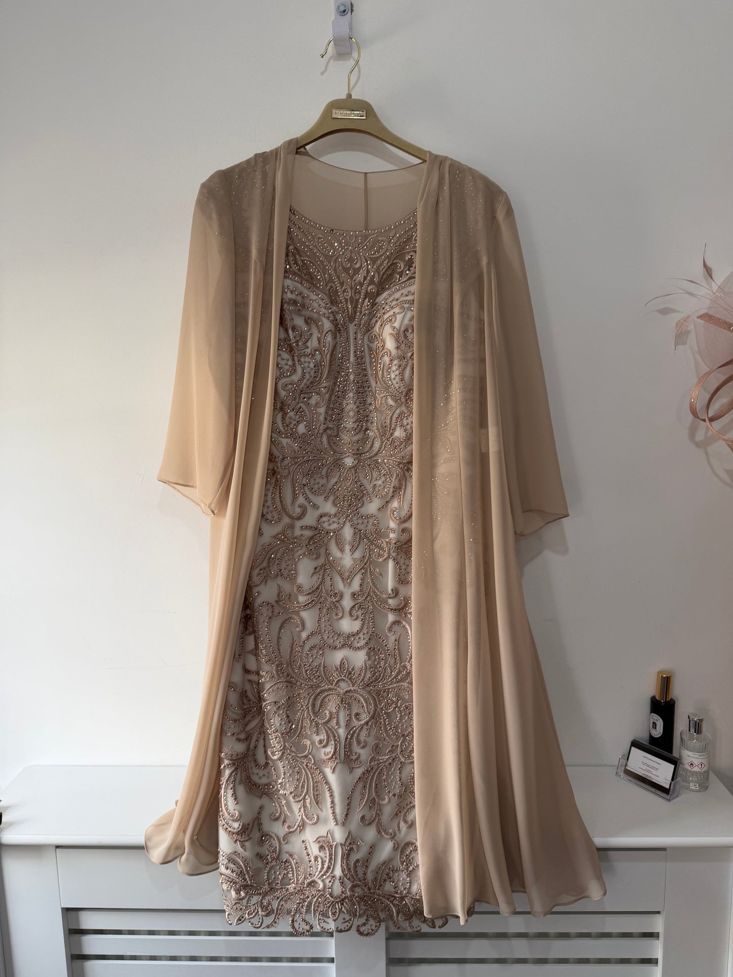 Preloved Nude Veni Infantino Ascot Dress and Hat, Size 12/14