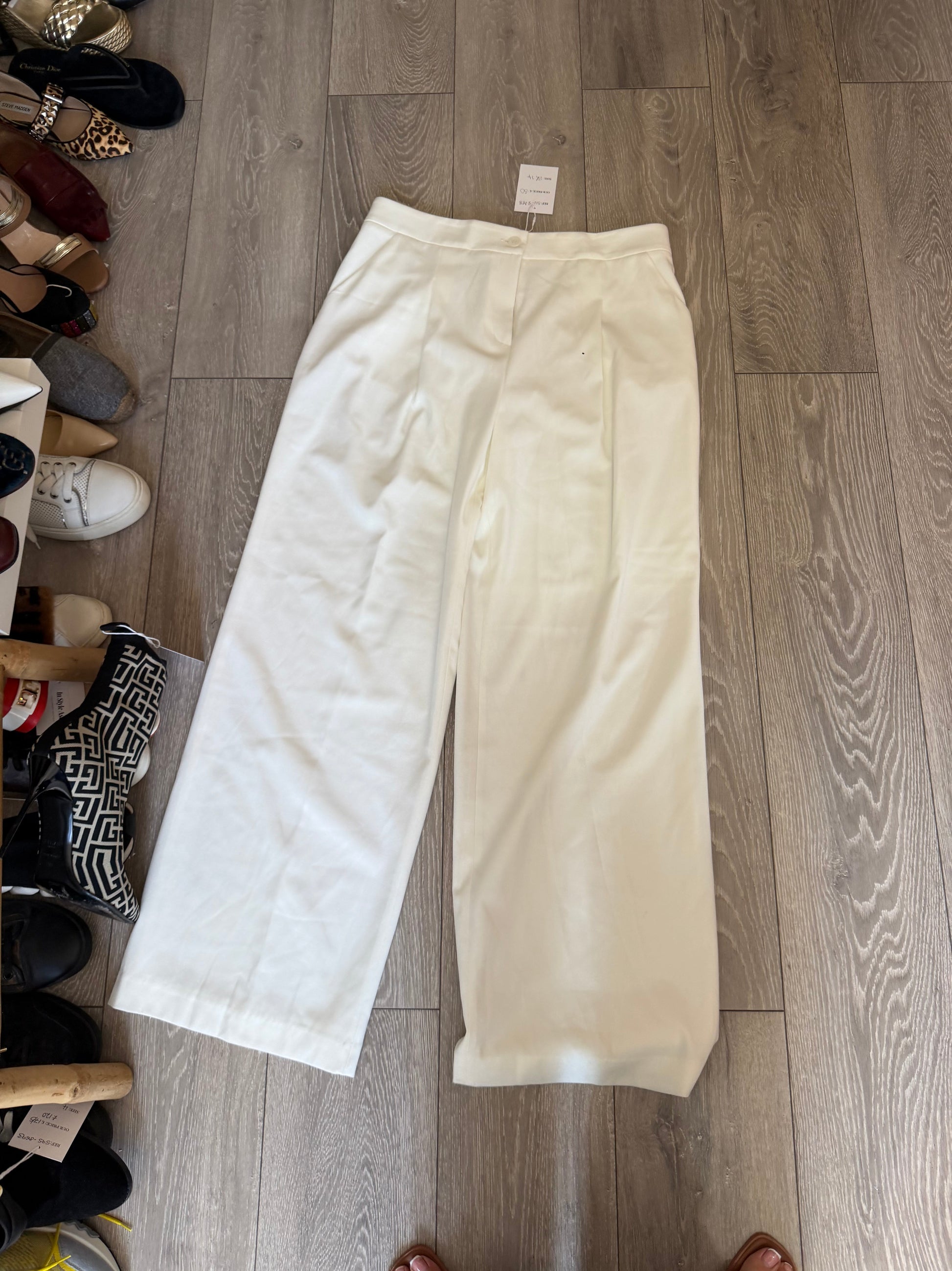 Preloved cream Javier simorra Trousers, Size Uk 14