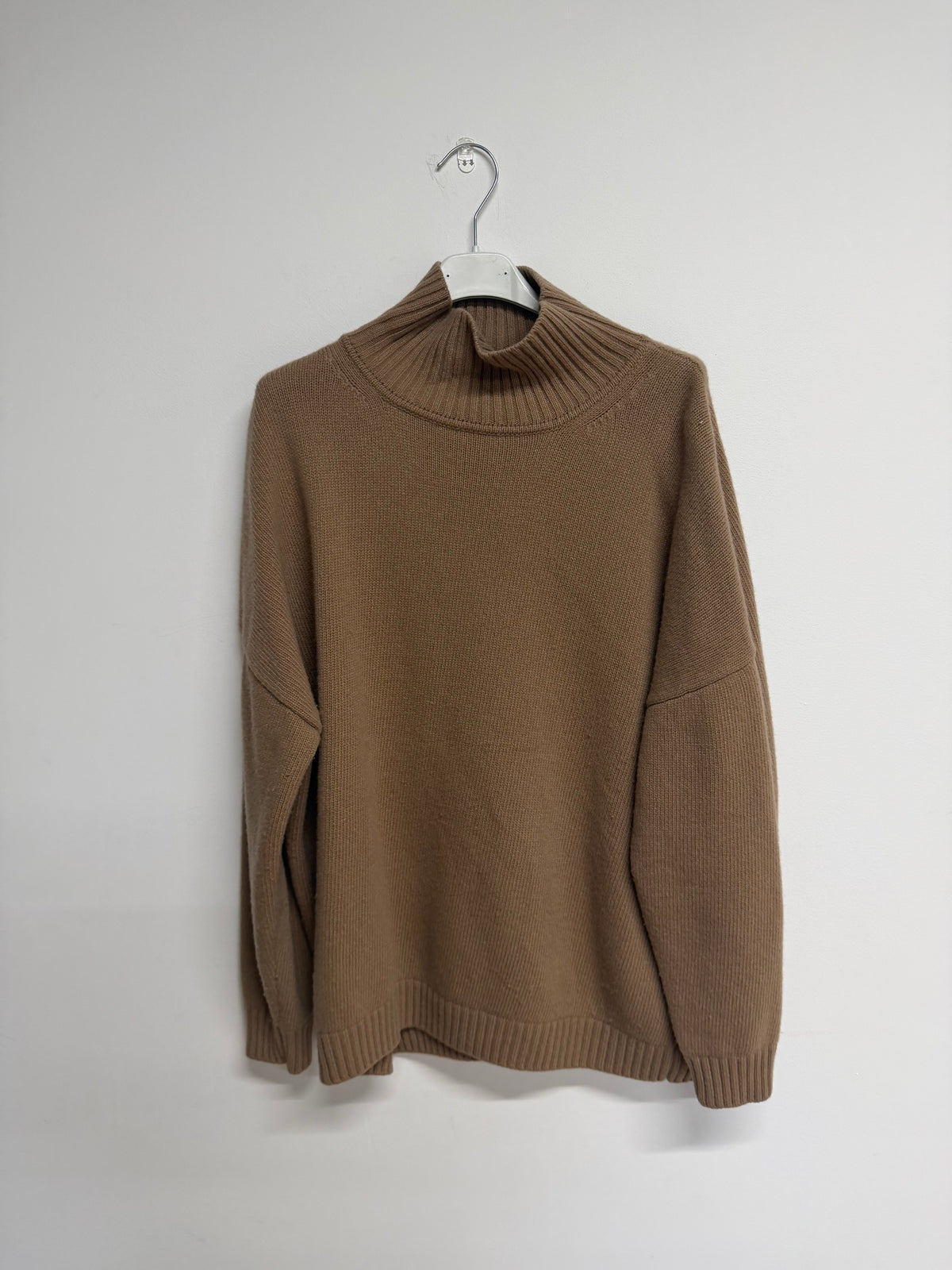 Preloved Weekend MaxMara Jumper Size L Brown Beige