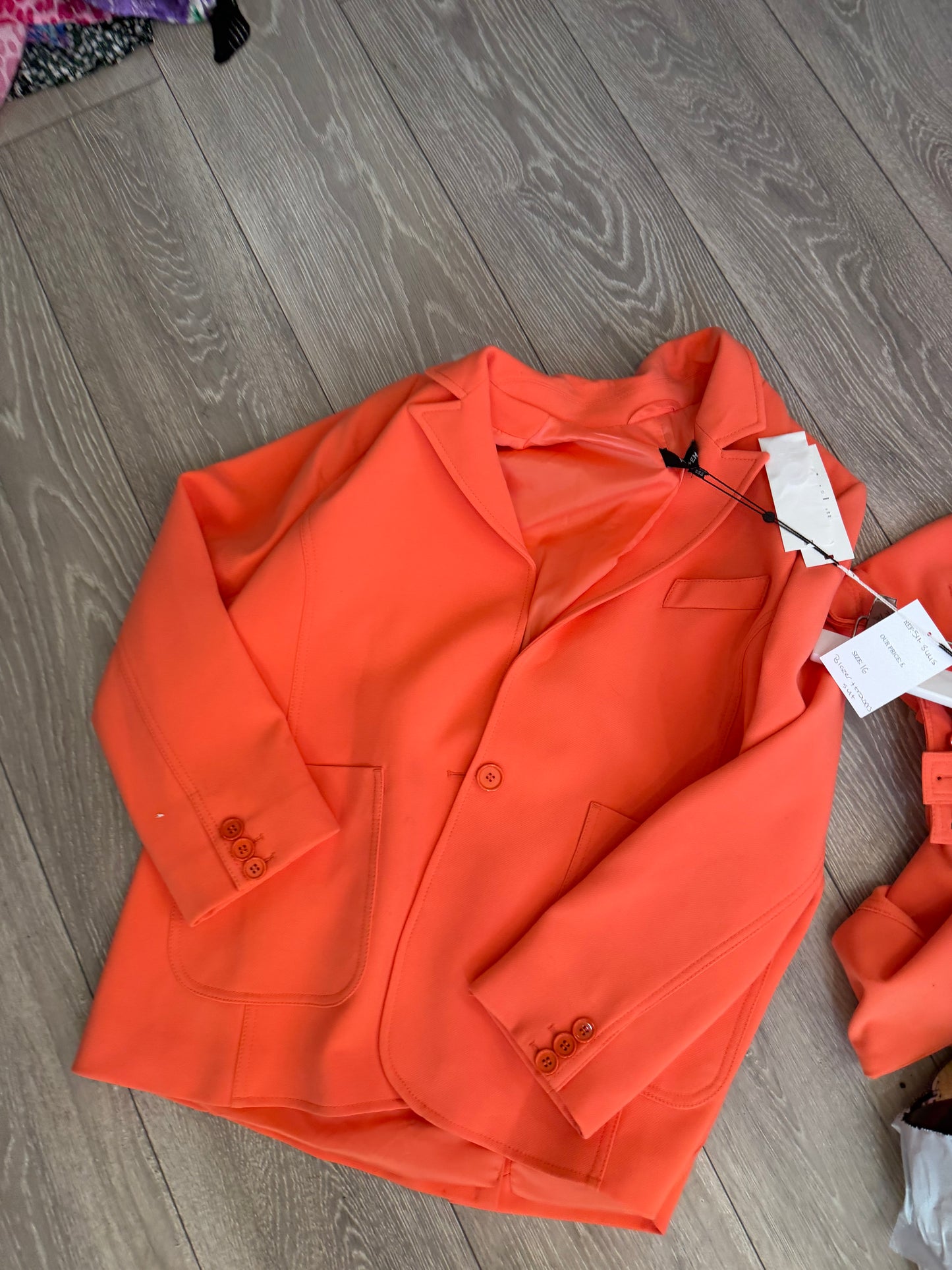Preloved BNWT Coral Me + Em Suit, 16