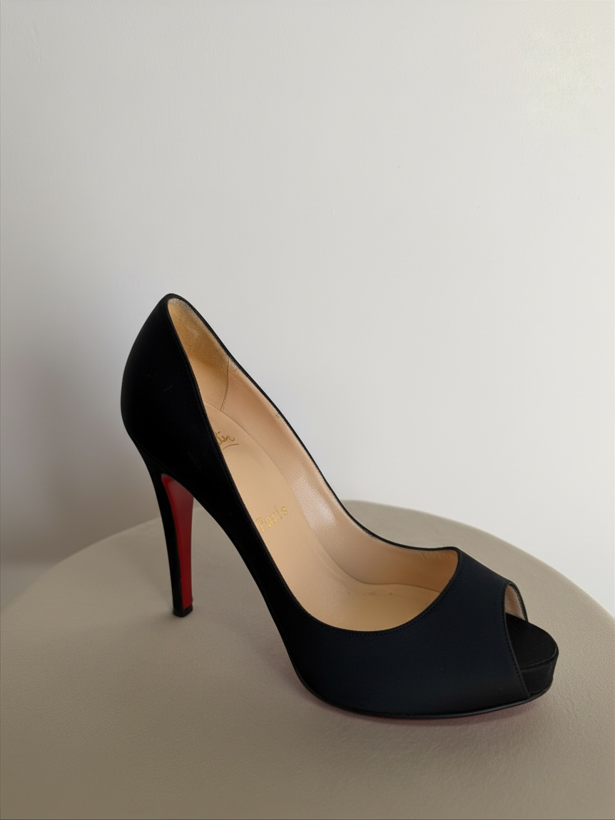 Preloved Christian Louboutin Heels Size 5 - 38 Black Peeptoe