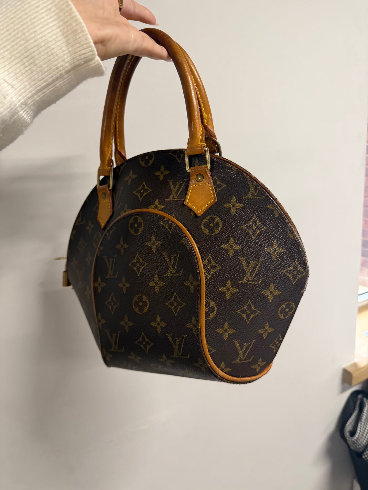 Preloved Louis Vuitton Handbag Monogram Canvas