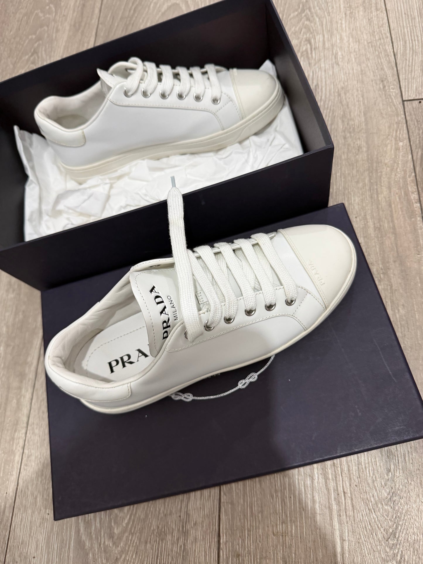 Pre-owned White Prada Sneakers, Size 37 - UK 4 (4.5)