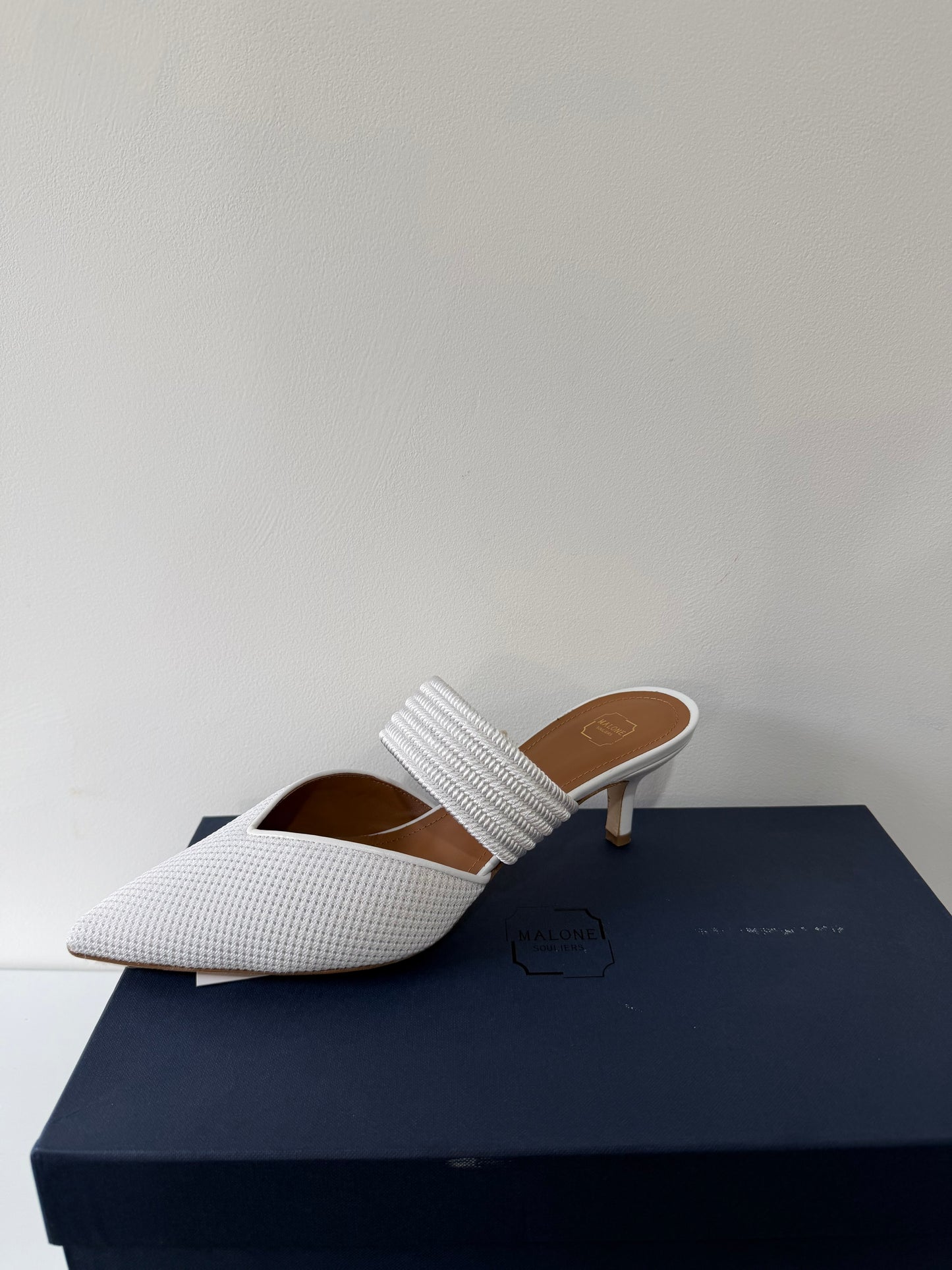Pre-owned, Brand New White Malone Souliers Kitten Heels, Size 39 - UK 6