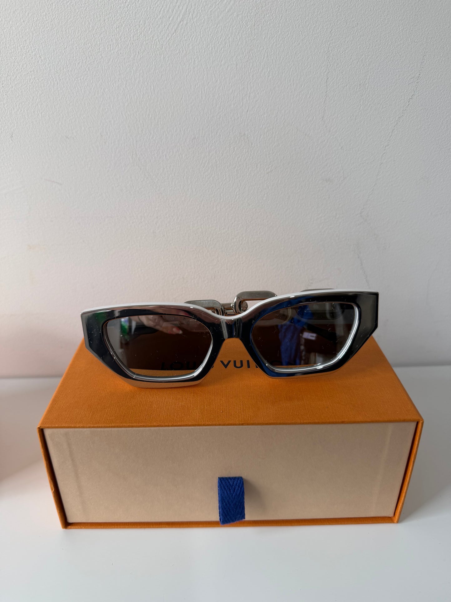 Preloved, White with Silver Hardware  Louis Vuitton Sunglasses