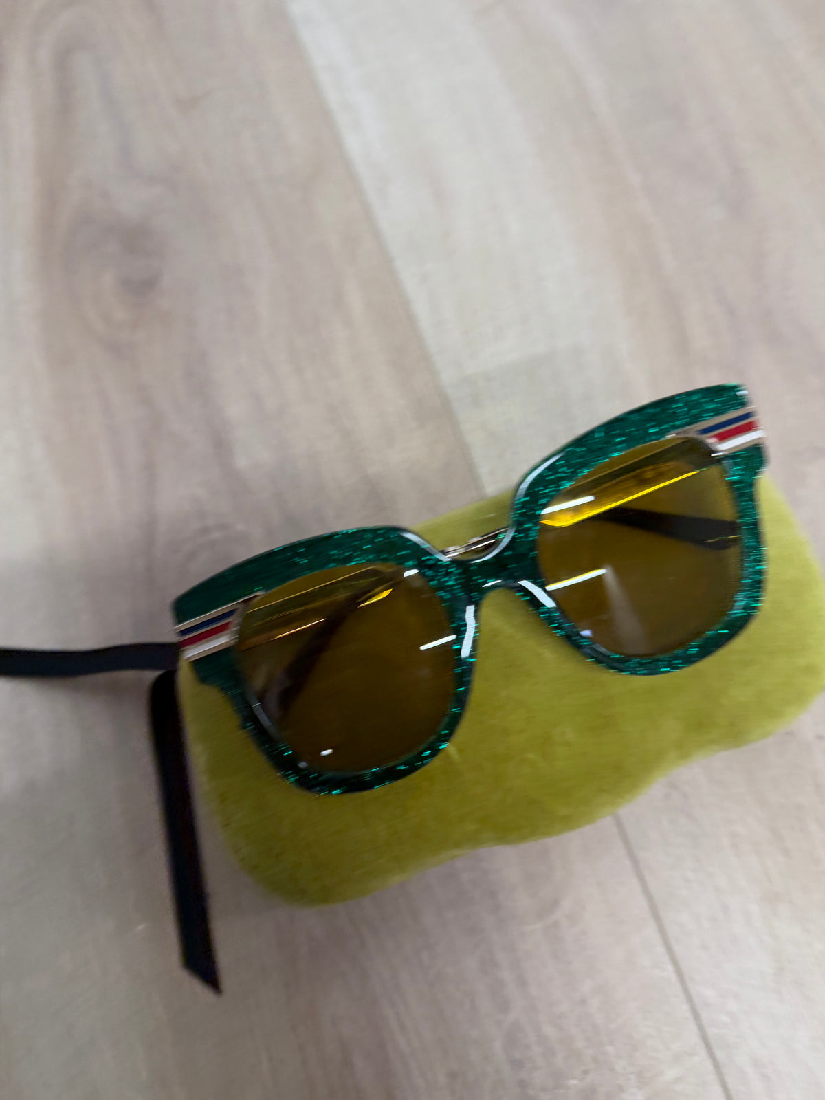 Preloved Gucci Sunglasses Green