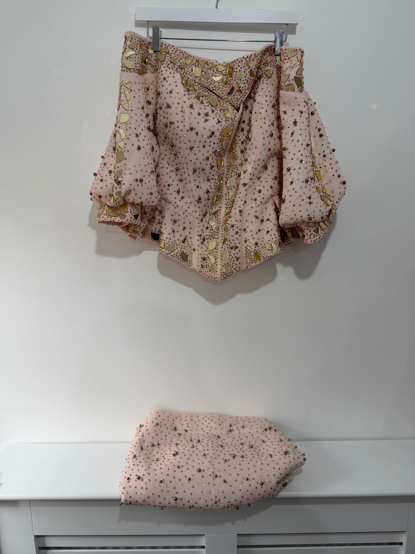 Pre-owned, Blush Pink Ruby Ascot Suit, Size Large Top Small Bottom