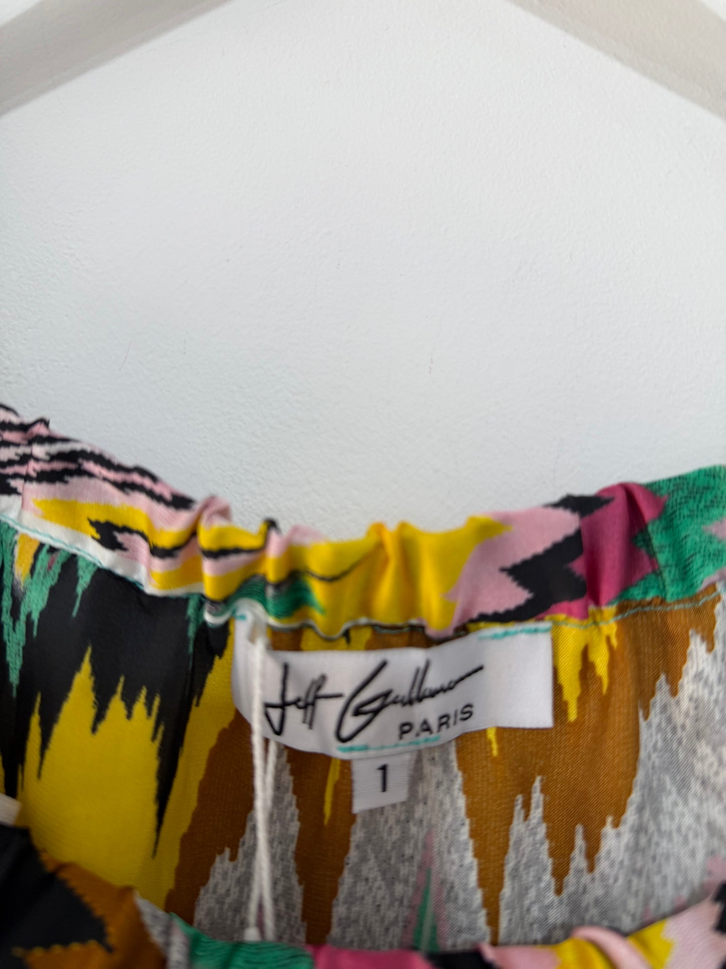 Jeff Gullamo Top, Medium
