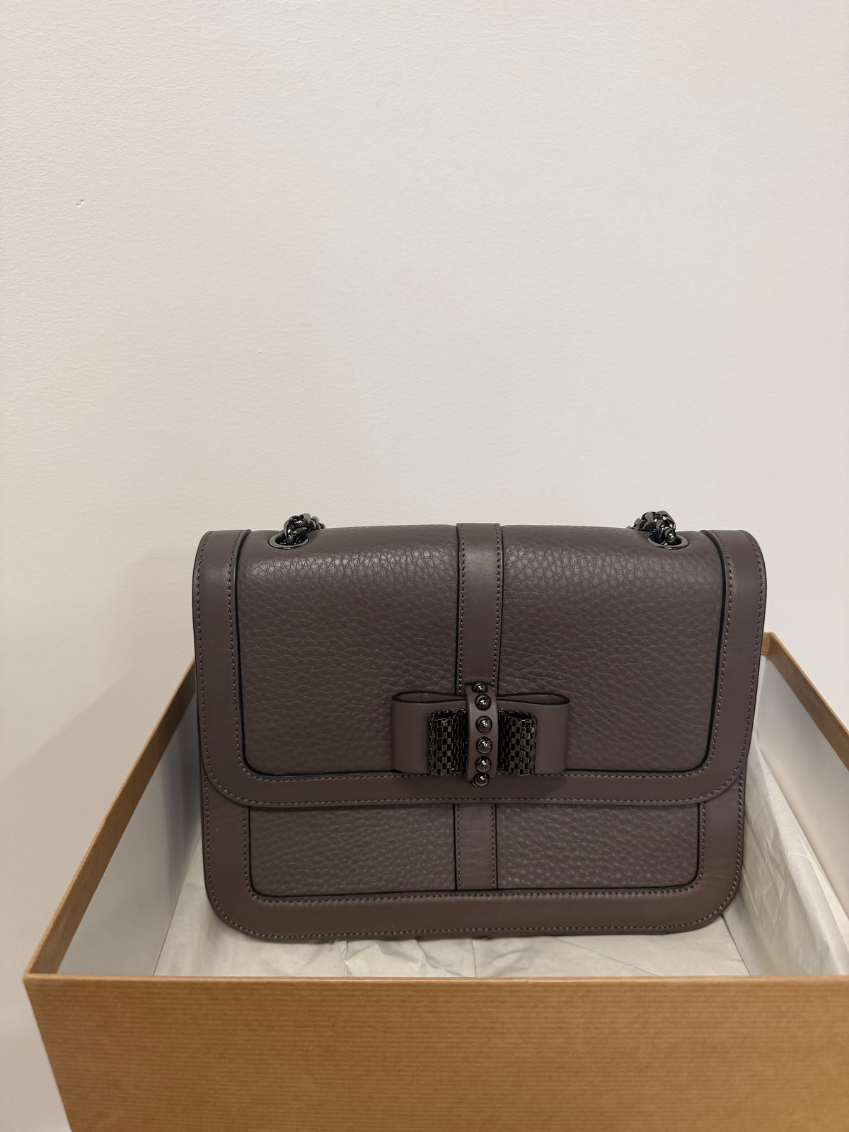 Preloved Christian Louboutin Crossbody Bag Medium Taupe/Mushroom