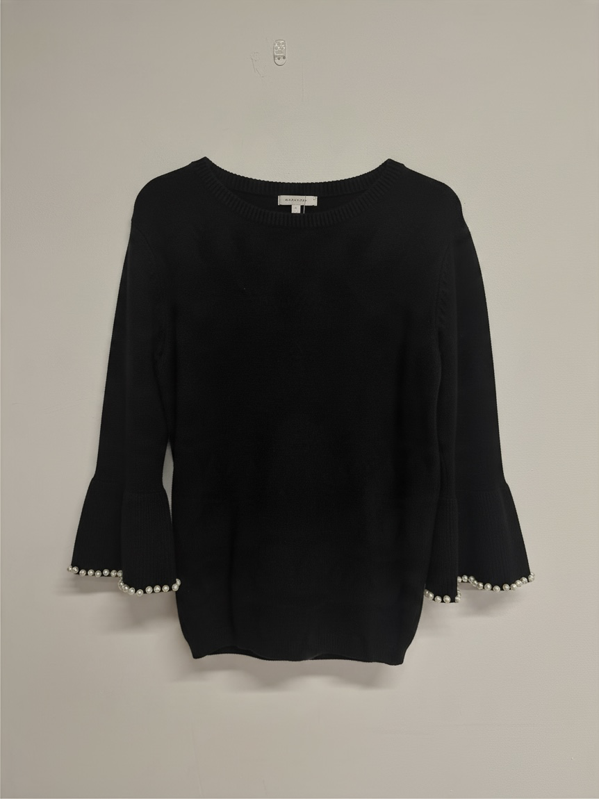 Preloved Boutique Jumper Size M Black with Pearls