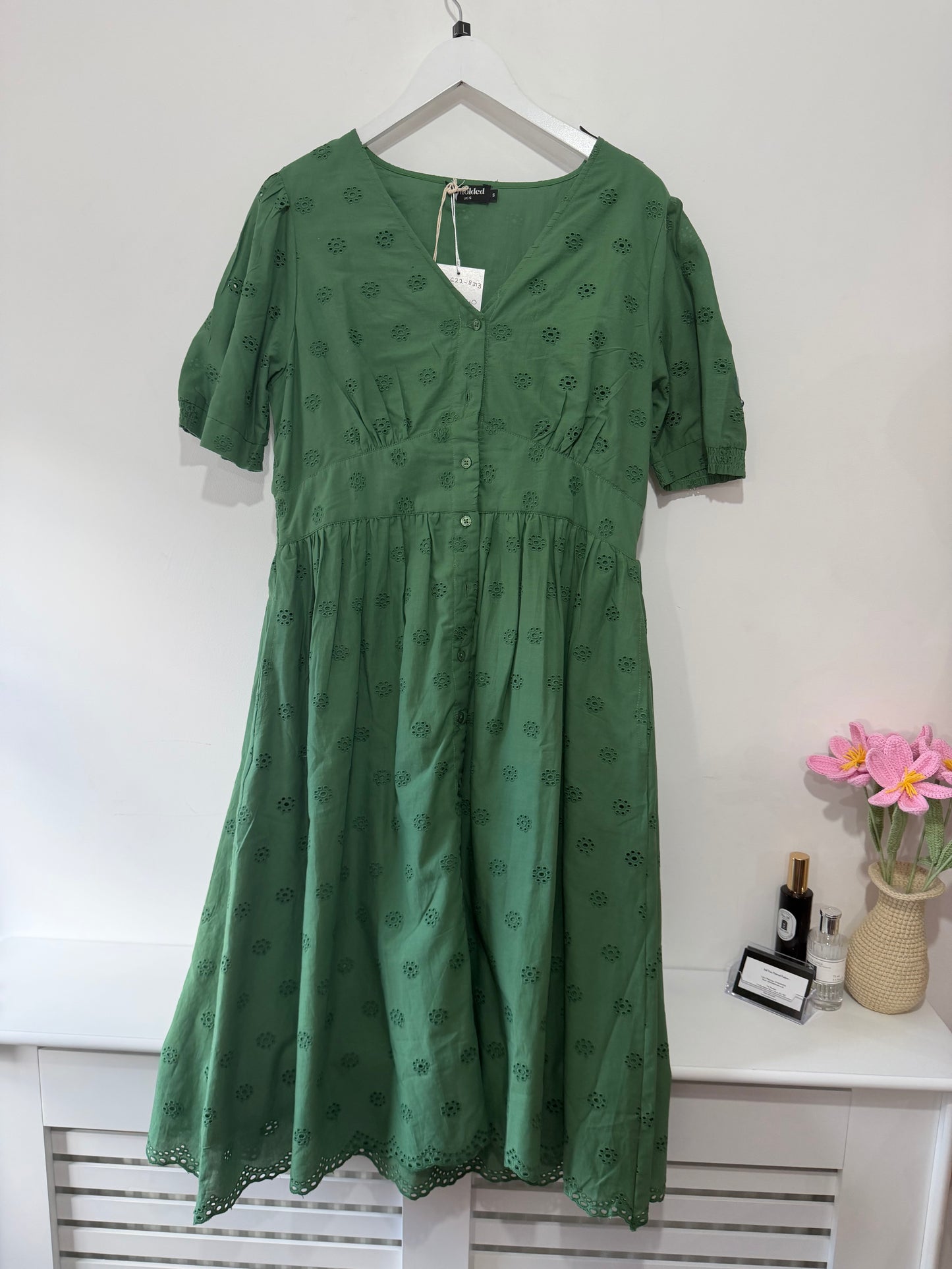Preloved, NEW, Green Unfolded Dress, Size 16