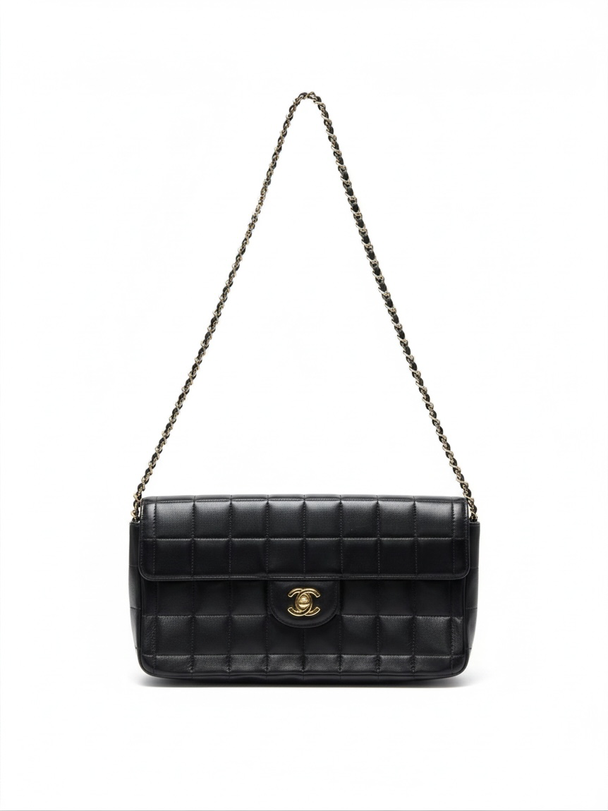 Preloved Chanel Black Chocolate Bar Handbag in Lambskin