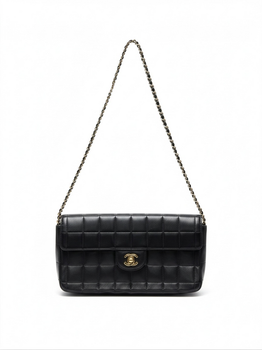 Preloved Chanel Black Chocolate Bar Handbag in Lambskin