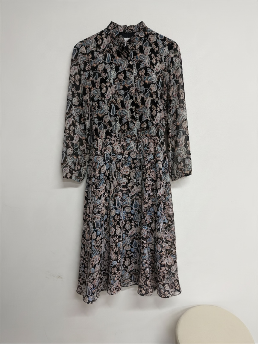 Preloved BNWT Mikael Aghal Dress Size 8 Black Pattern