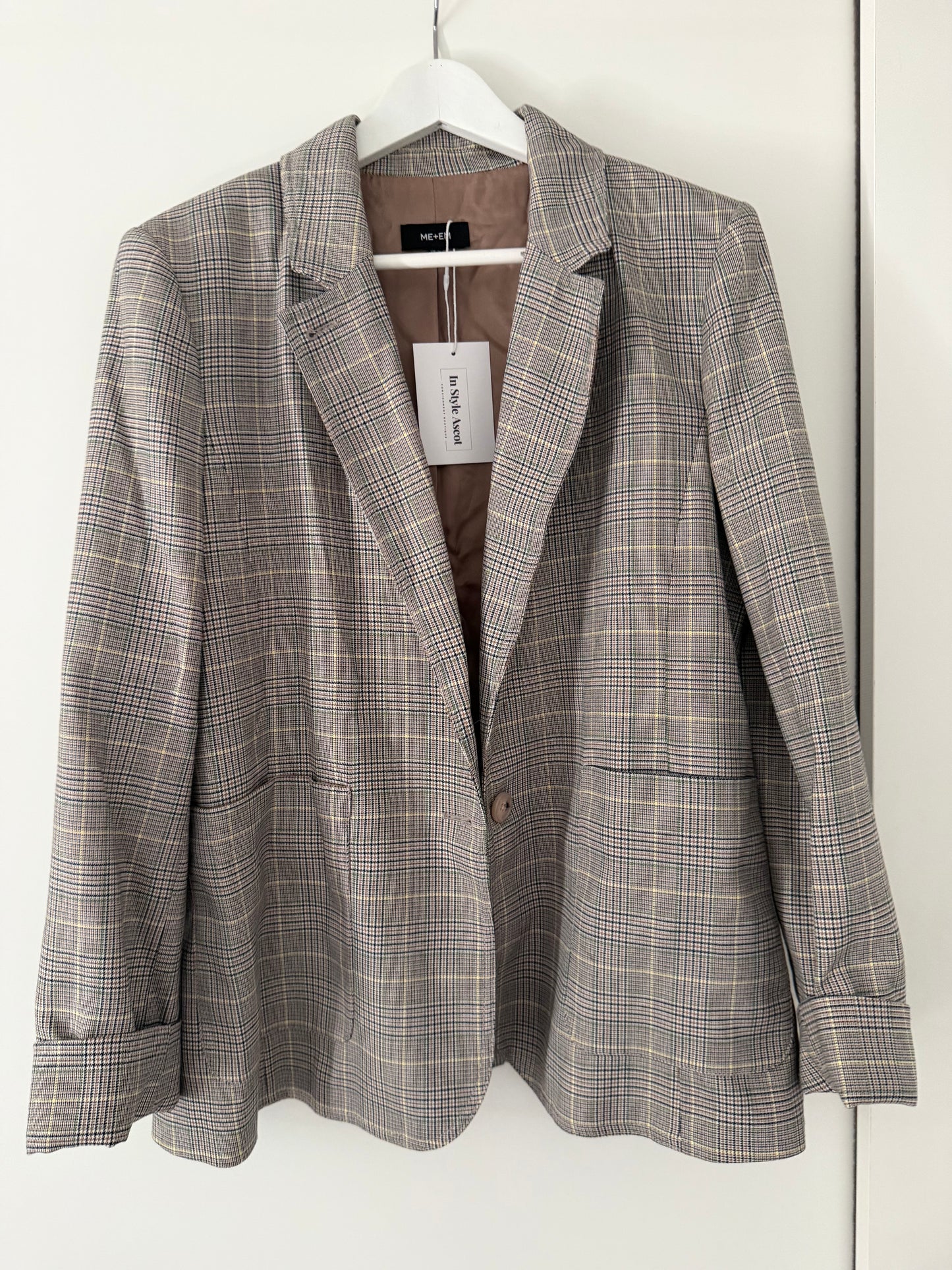 Pre-Loved Beige Me + Em Blazer, 16