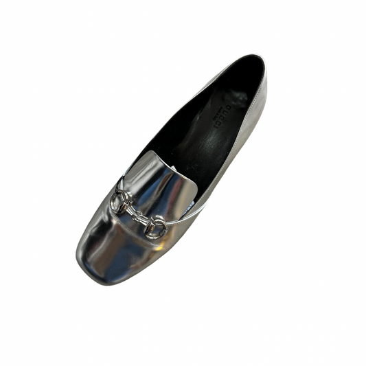 Gucci Silver Loafers - 7