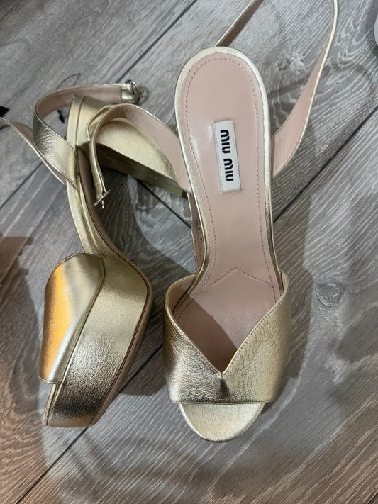 Gold Miu Miu Heels Sandals, Size 40 - UK 7