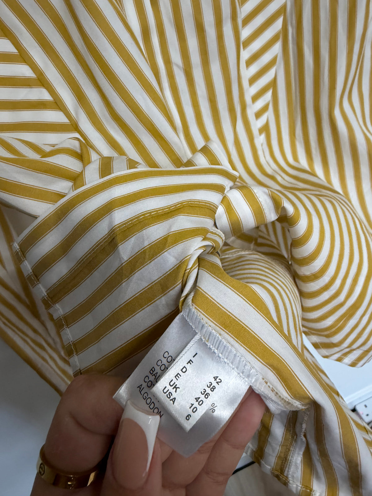 Preloved The Shirt Company Shirt Size UK 10 White and Yellow Stripe