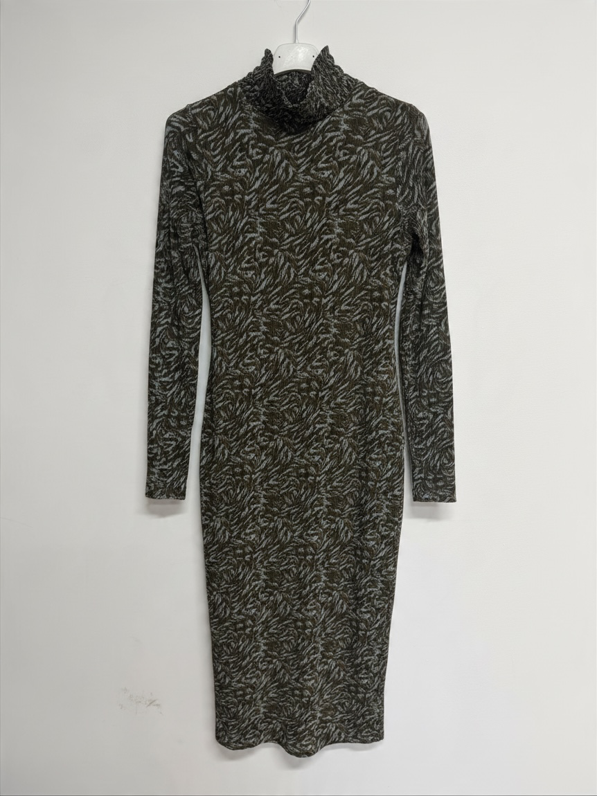 Preloved BNWT Rino & Pelle Dress Size 8 but 10-12 Green and Blue