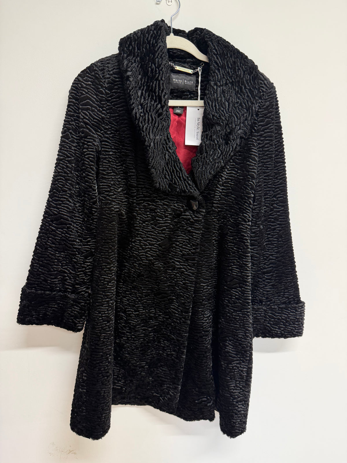 Preloved White Black House Market Faux Fur Coat Size Small Black