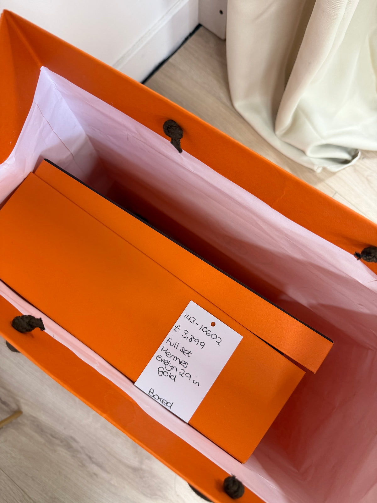 Preloved BRAND NEW Hermes Handbag 29 Gold