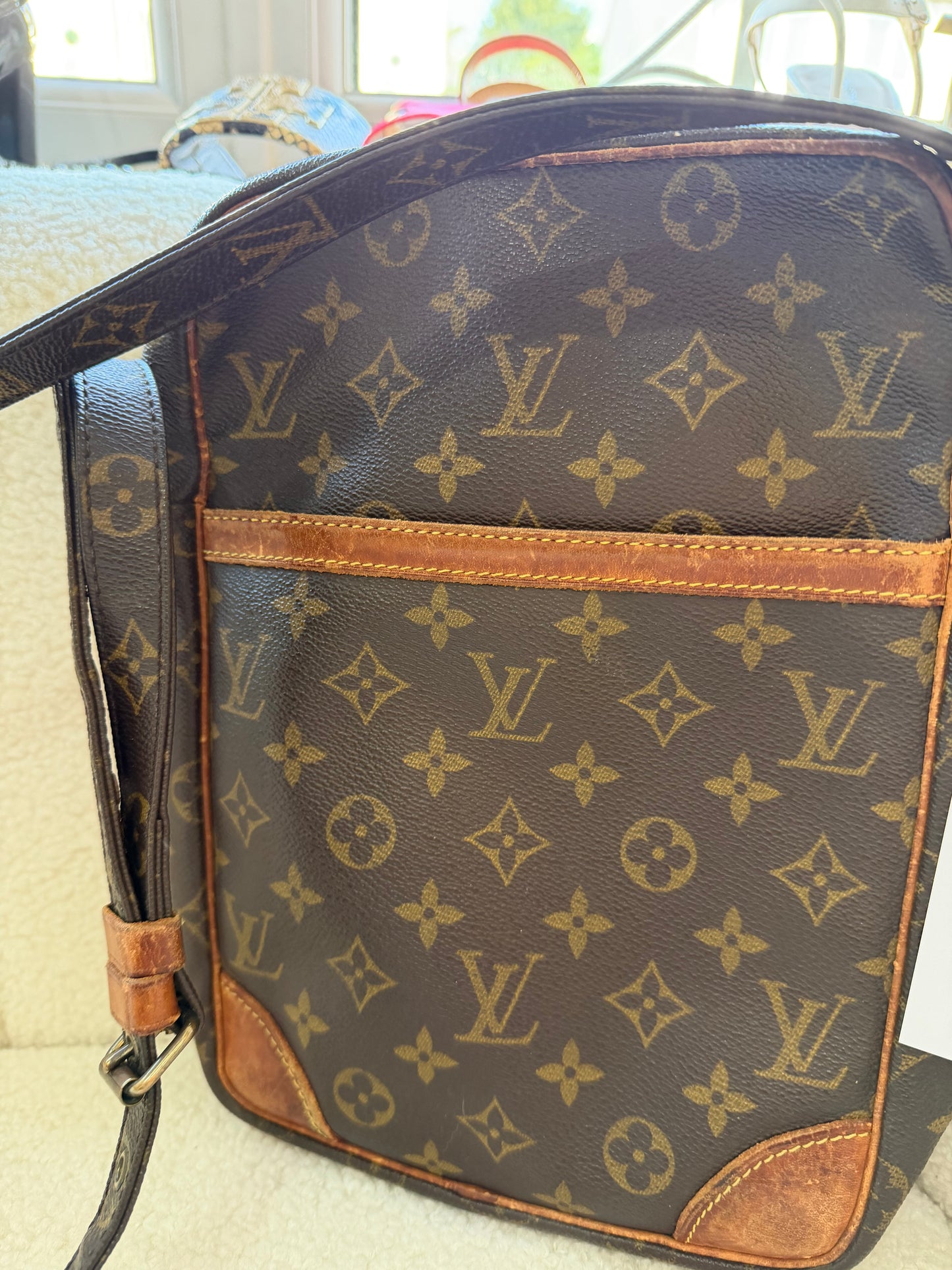 Preloved Mongram Louis Vuitton Trocadero Bag