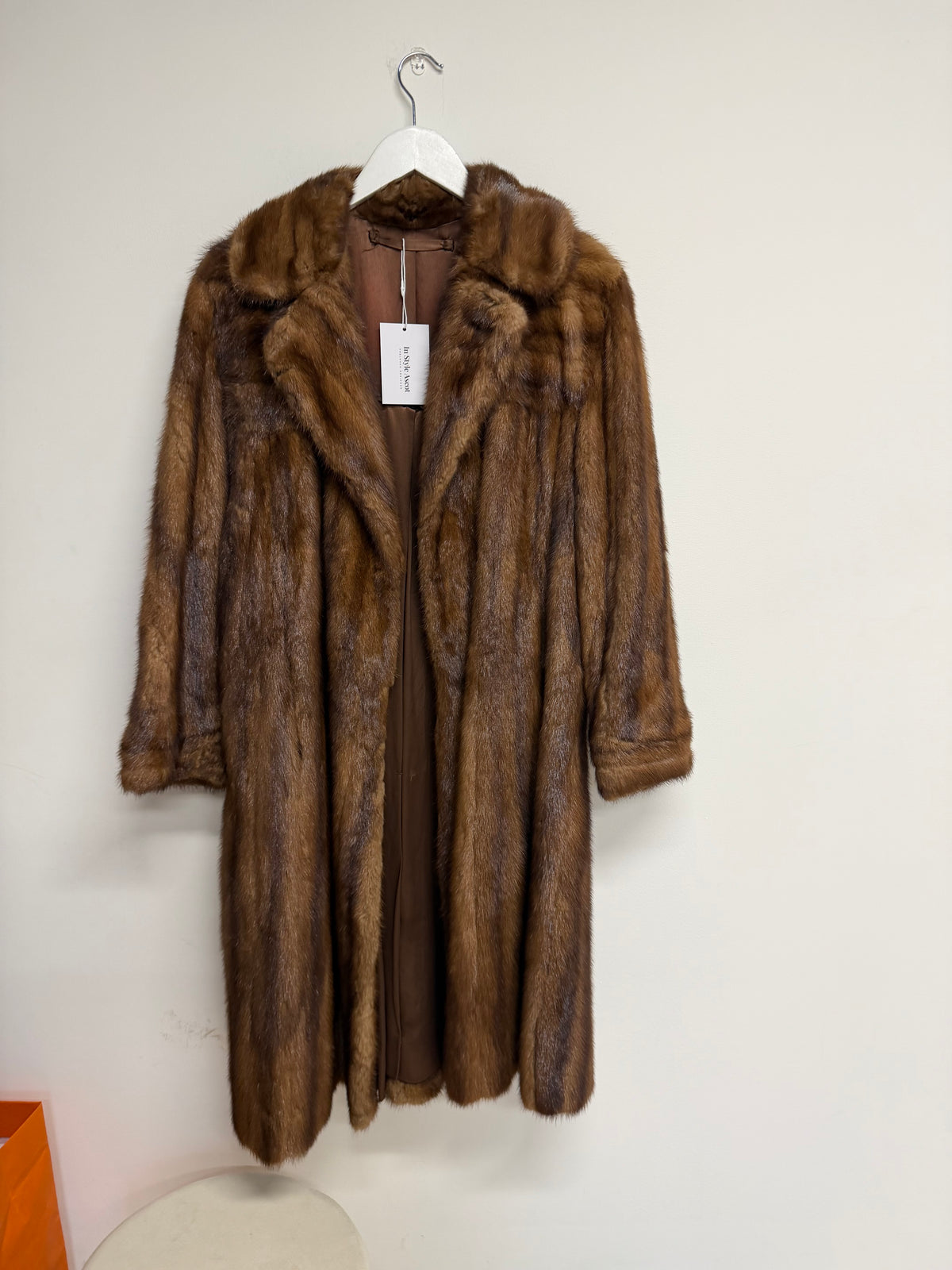 Preloved Harrods Vintage Mink Fur Coat Size M (Oversized) Brown