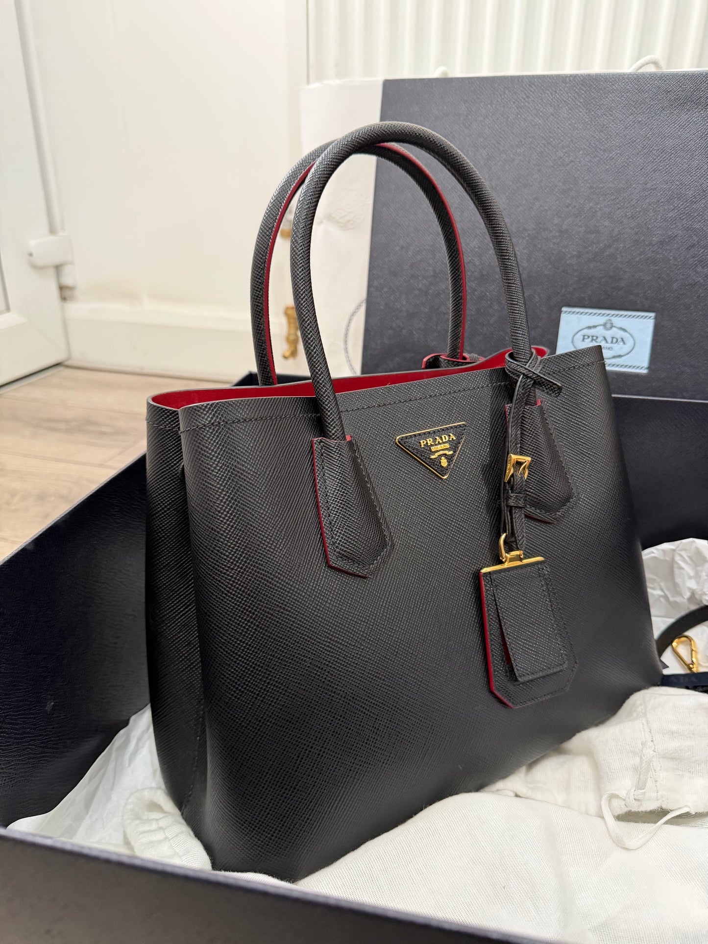 Pre-owned Small Prada Galleria Saffiano leather bag, Immaculate/New