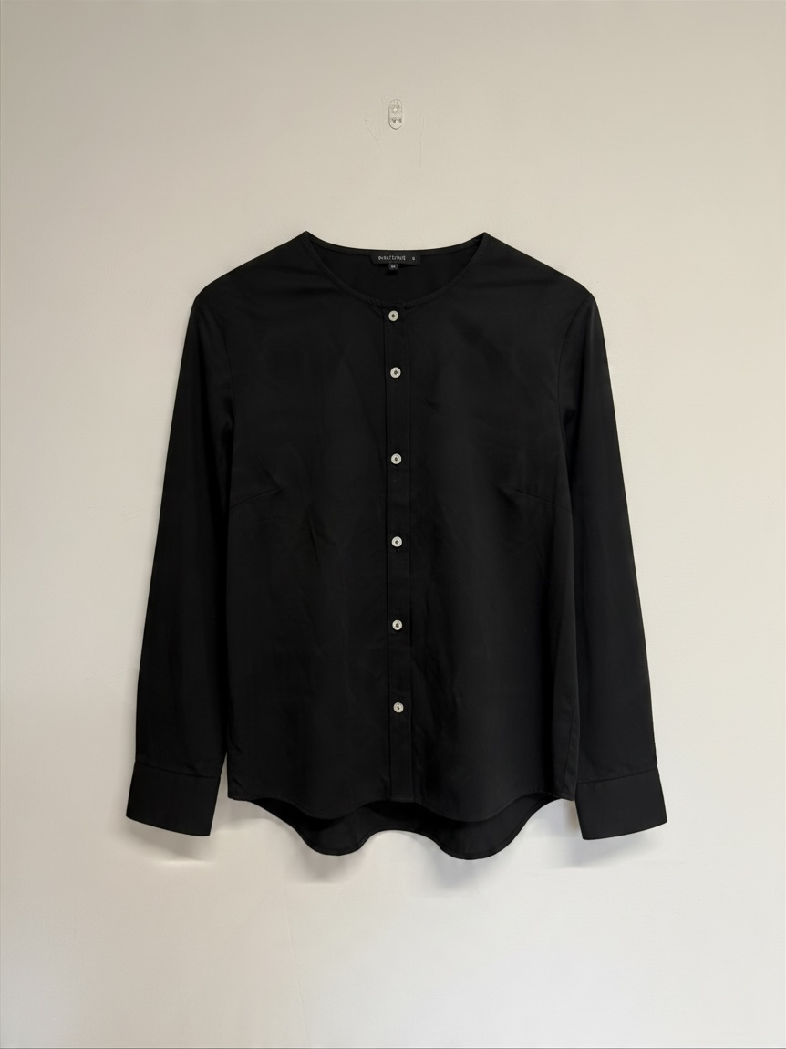 Preloved Sister Jane Shirt Size Medium Black
