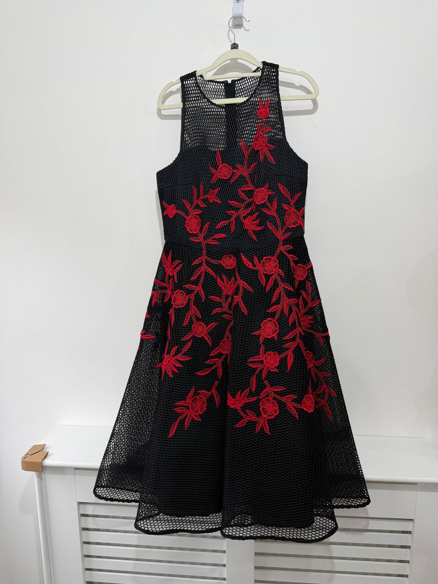 Pre-owned, Black and Red Sachin & Babi Noir Dress, Size 8