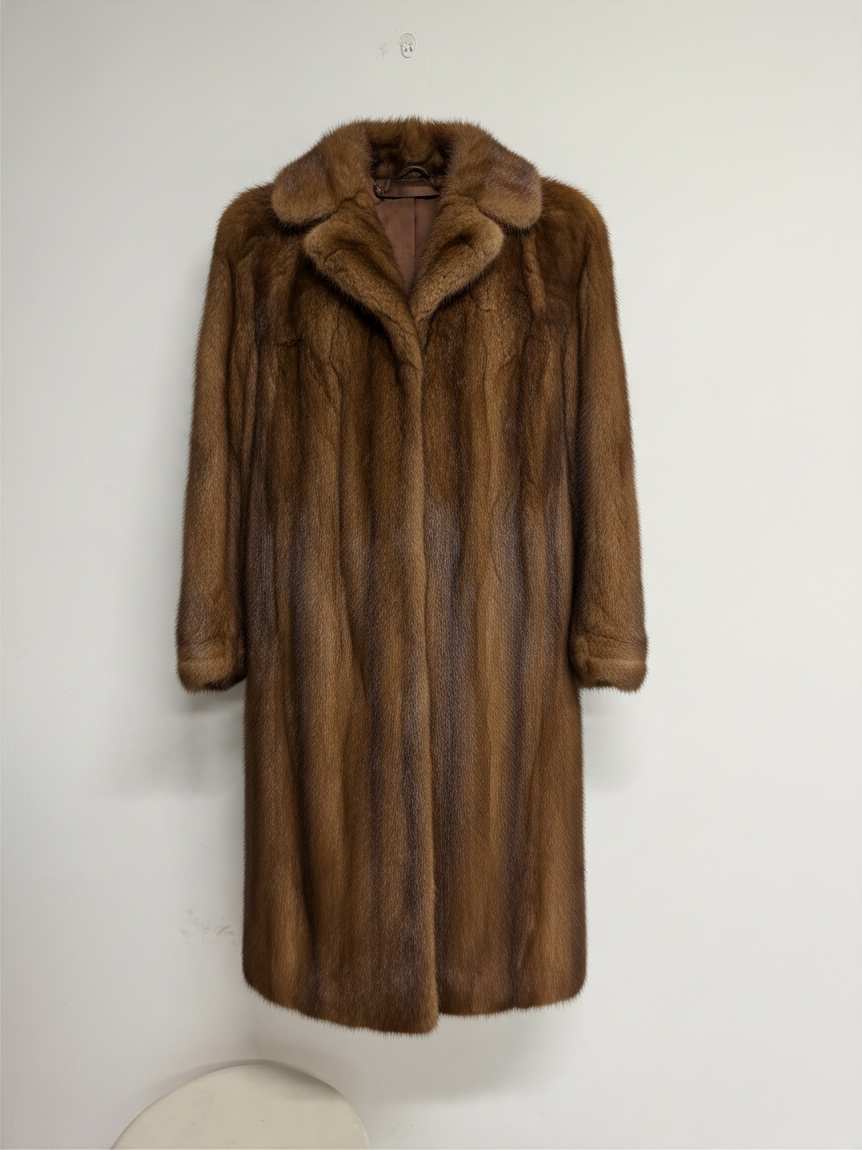 Preloved Harrods Vintage Mink Fur Coat Size M (Oversized) Brown