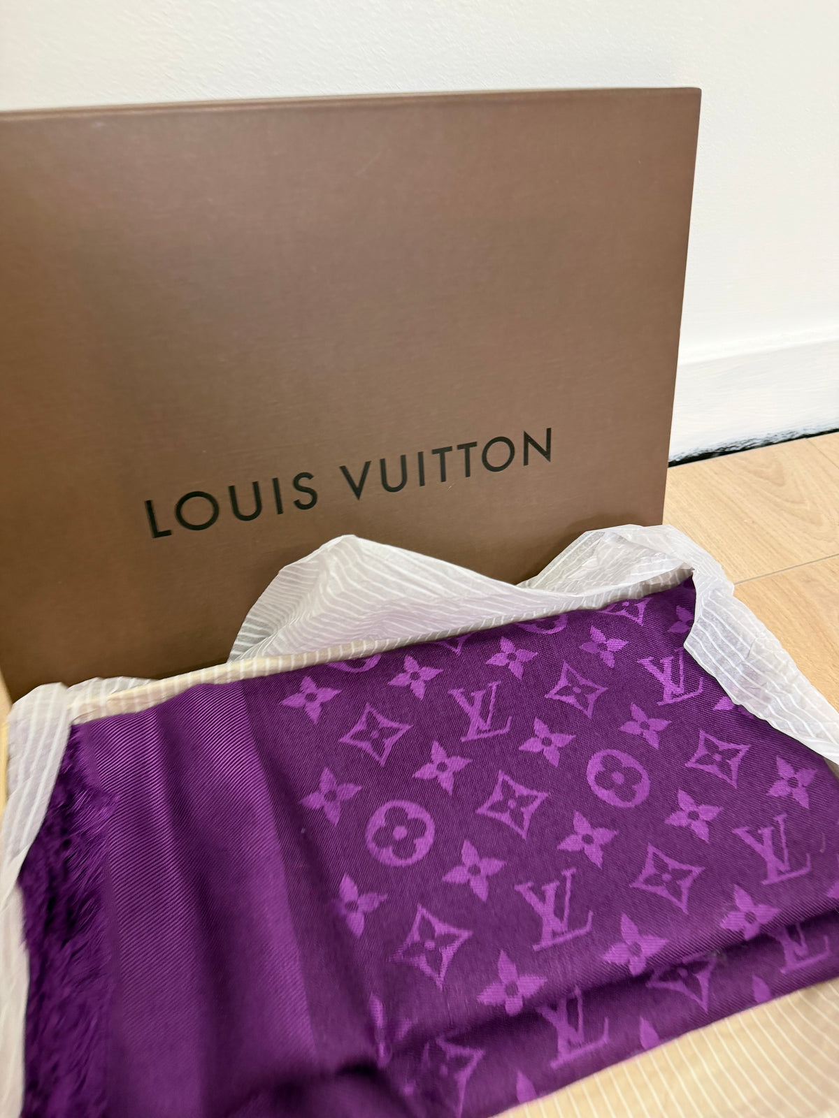 Preloved Louis Vuitton Scarf Purple, Brand new in box