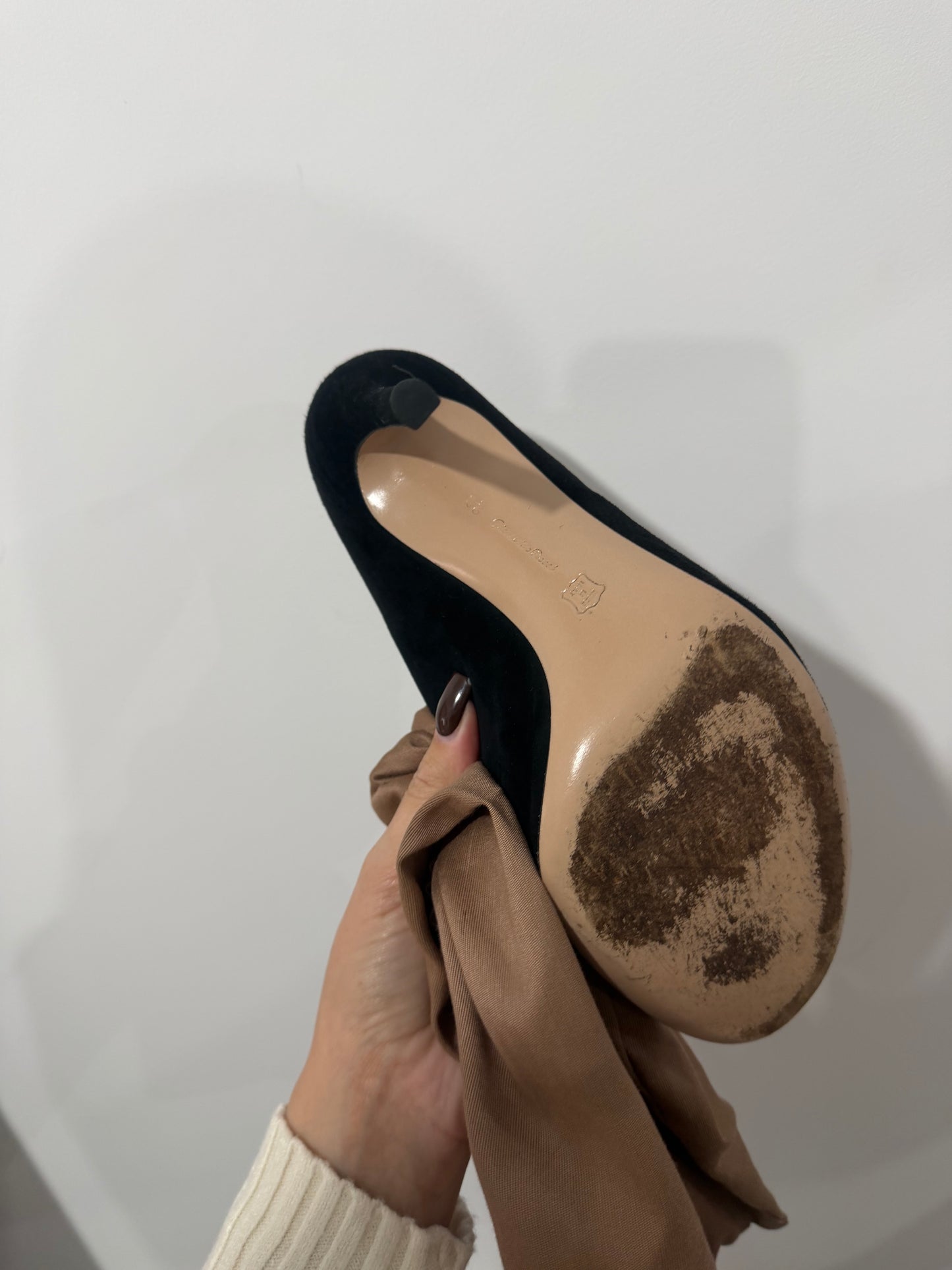 Black Gianvito Rossi Heels, Size 40 UK 7